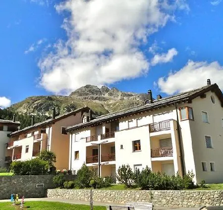 Apartment Flurina 45