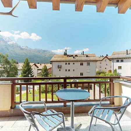 Flurina 45 Lägenhet