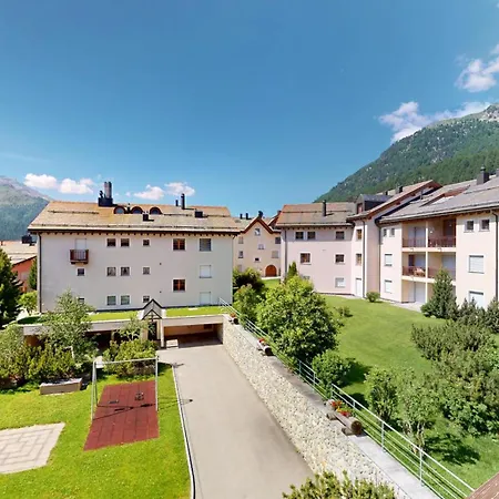 Lägenhet Flurina 45